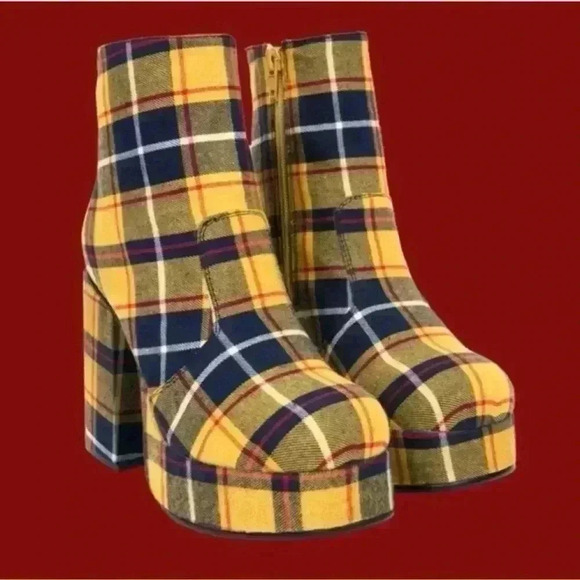 UNIF Yellow Y2K Plaid Platform Boots Women’s Size 9 - Picture 3 of 7